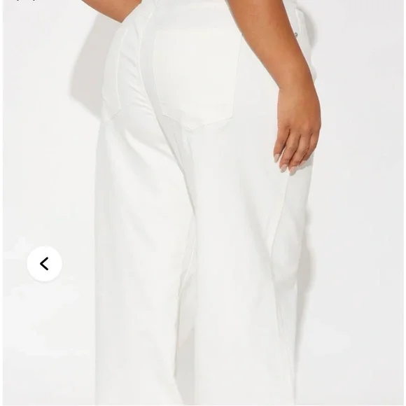 NEW Fashion Nova High Waist Wide Leg Jeans Medium Stretch White Size 9 or 29 - Picture 4 of 11